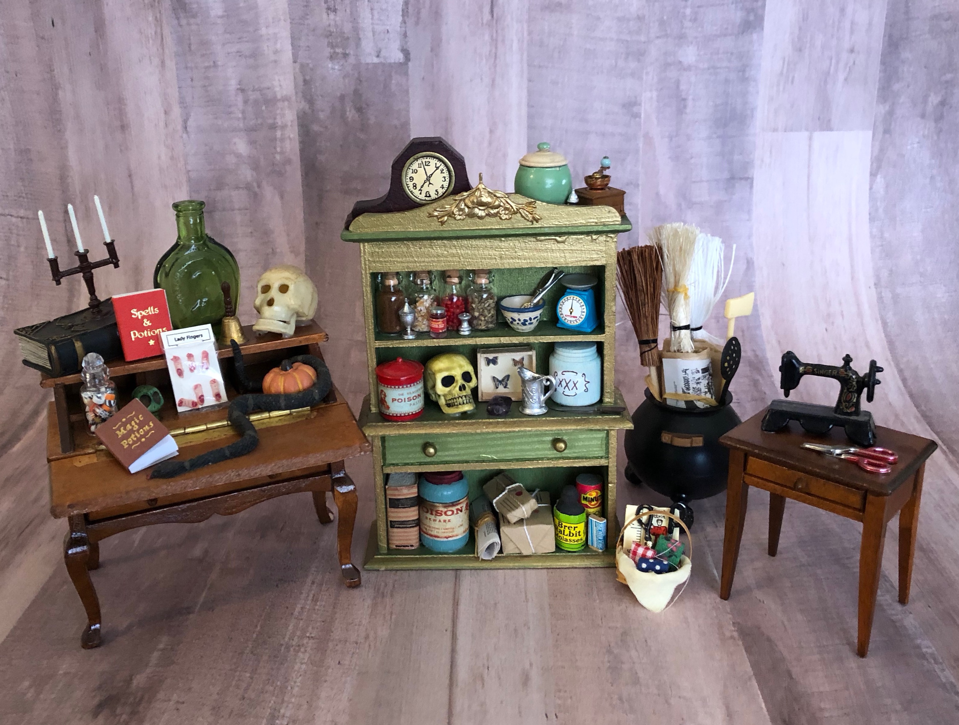 My Haunted Dollhouse Tour for Halloween - CATHIE FILIAN's Handmade Happy  Hour