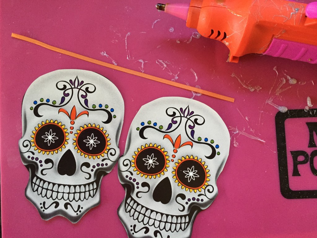 Dia de los Muertos Ornaments made from Dollar Store Paper Plates ...