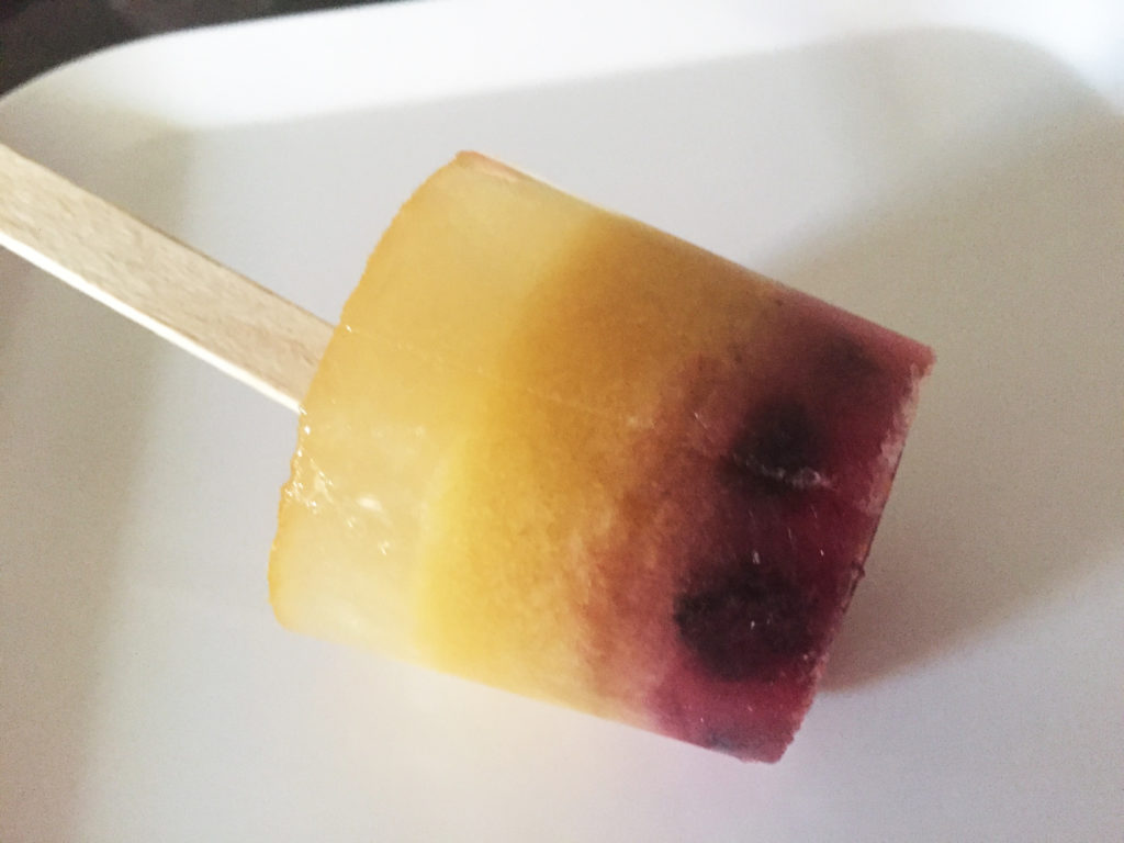 Make your own Mango, Strawberry, Banana and Blueberry Popsicles ...