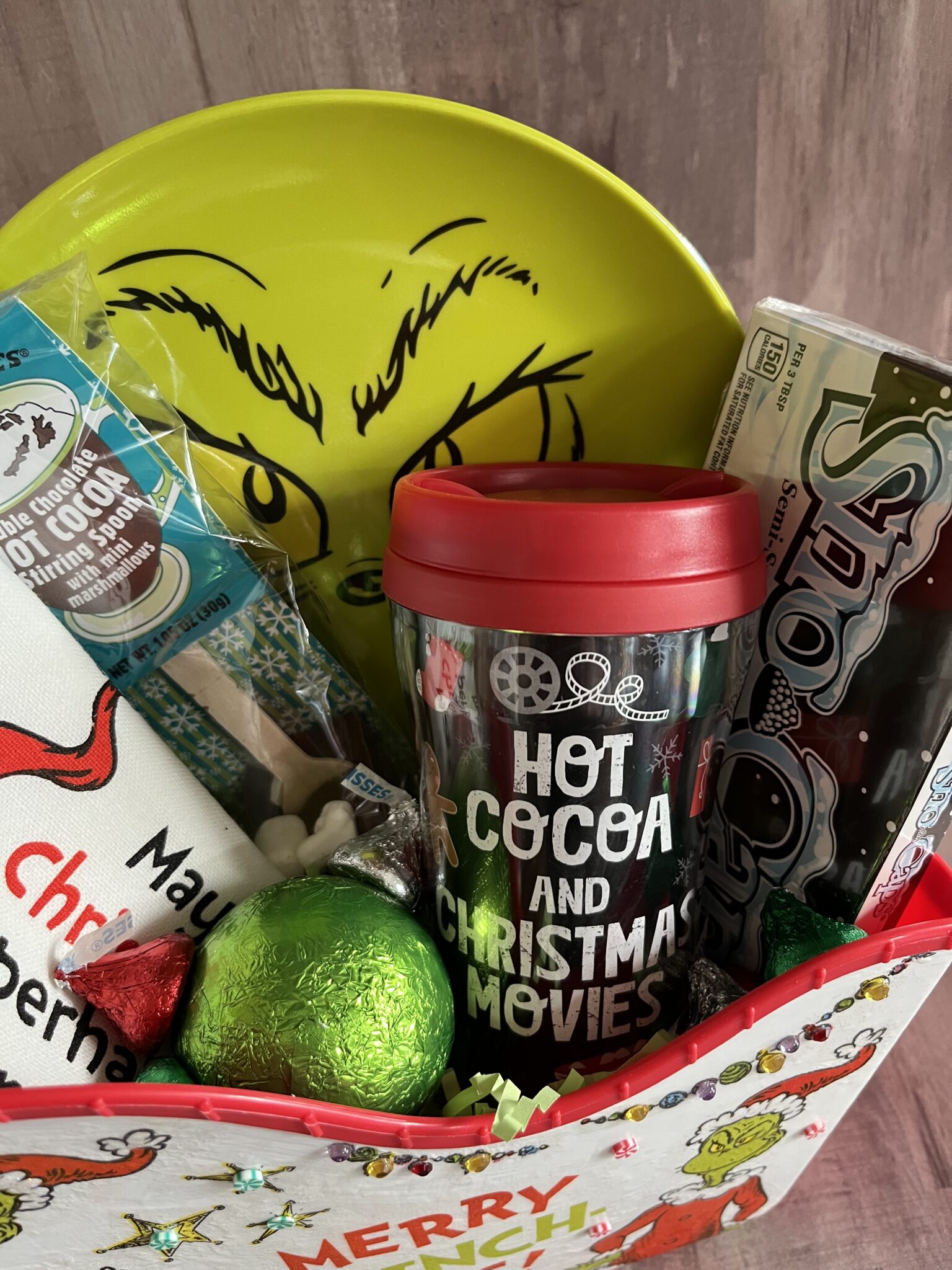 Grinch Dollar Tree Hot Cocoa Gift Basket with Napkin Decoupage - CATHIE ...