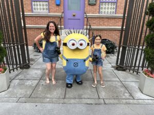 Minons at universel studios Meet and Greet Minions and Gru at Universal Studios Hollywood