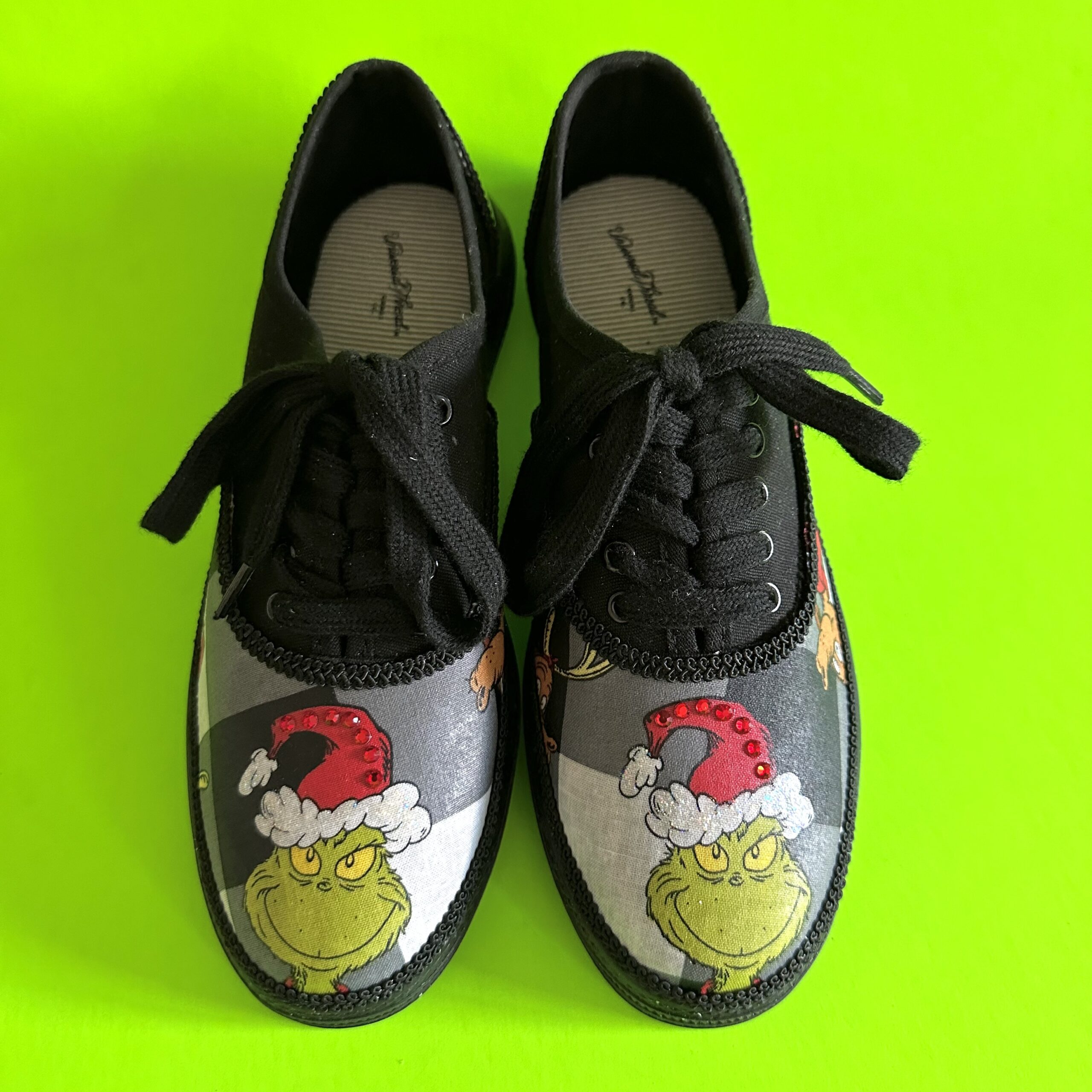 DIY Character Shoes with Napkins and Fabric Mod Podge - CATHIE